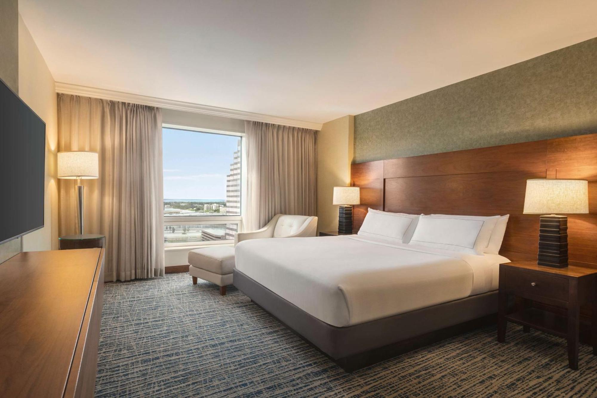 Hilton Tampa Downtown Hotel Exterior photo