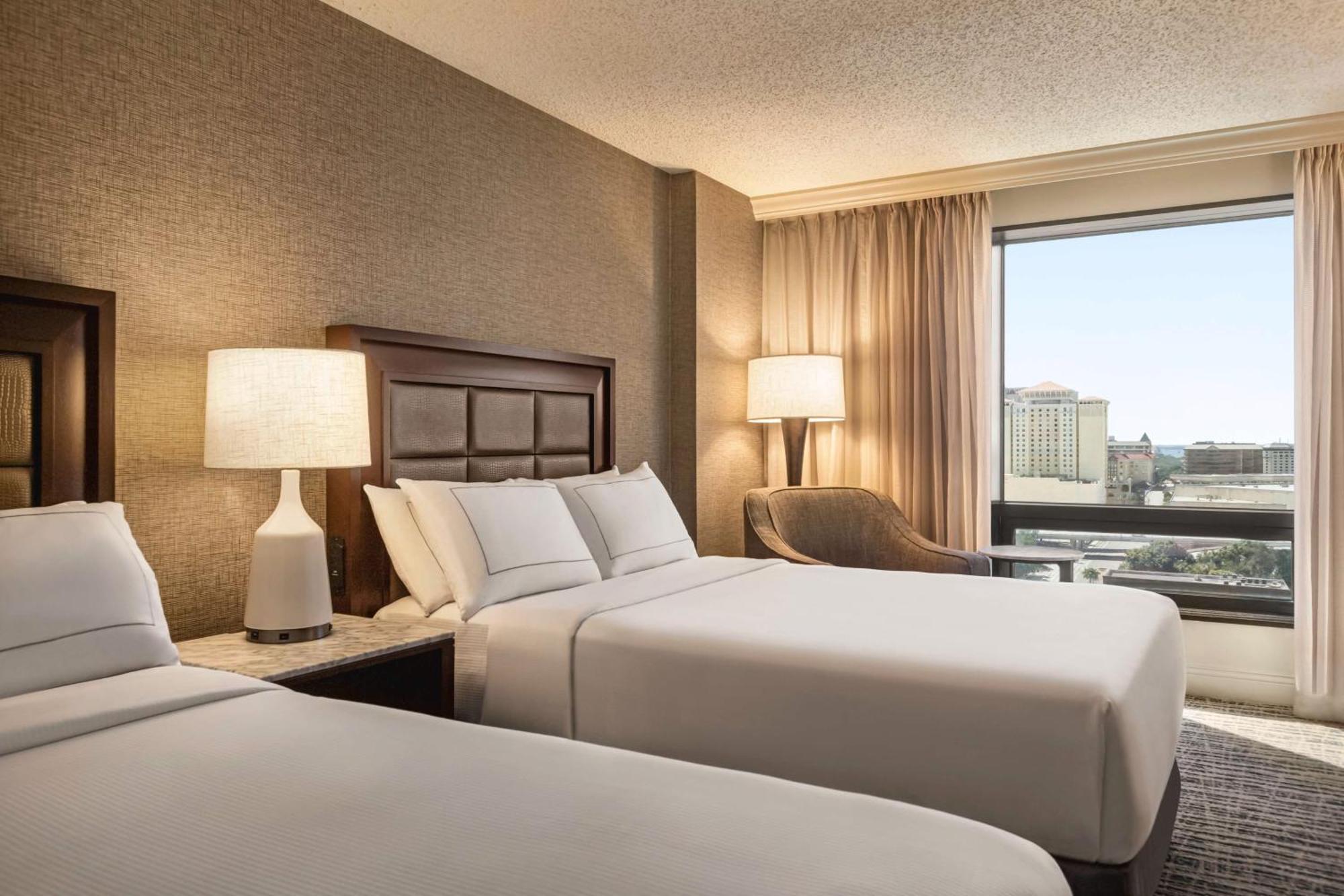 Hilton Tampa Downtown Hotel Exterior photo